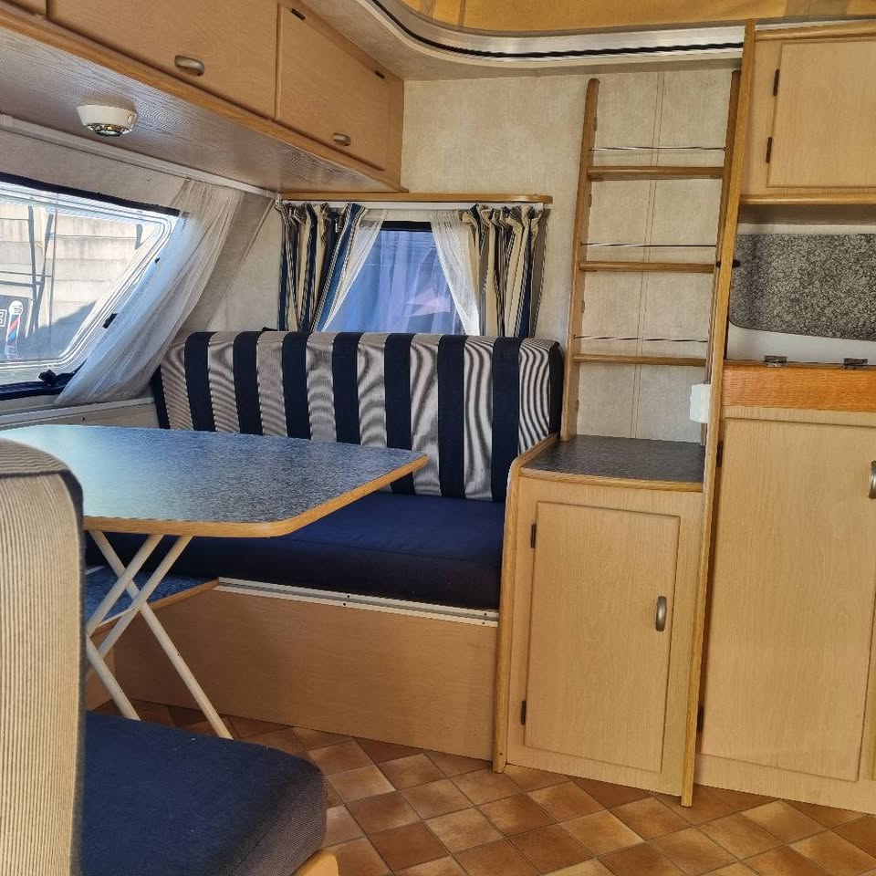 2005 GYPSEY REGAL BLUE SERIES - Private Seller 2005 GYPSEY REGAL BLUE SERIES - Private Seller