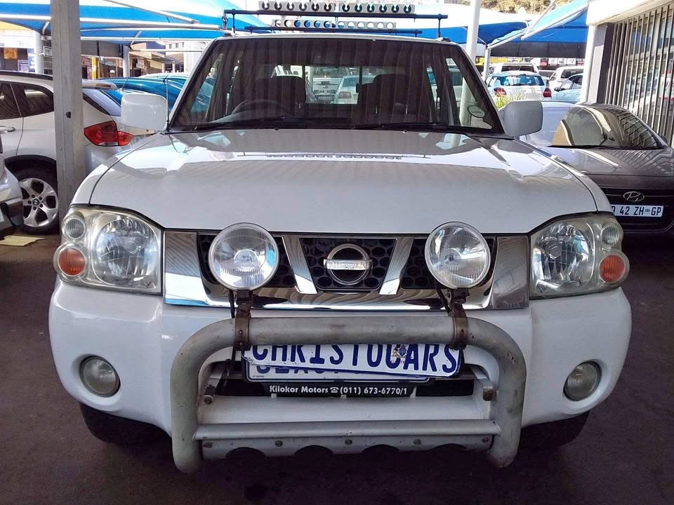 2006 Nissan NP300 Hard Body canopy 2006 2006 Nissan NP300 Hard Body canopy 2006