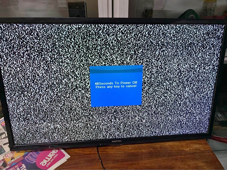Sinotec 32 inch tv with remote Sinotec 32 inch tv with remote