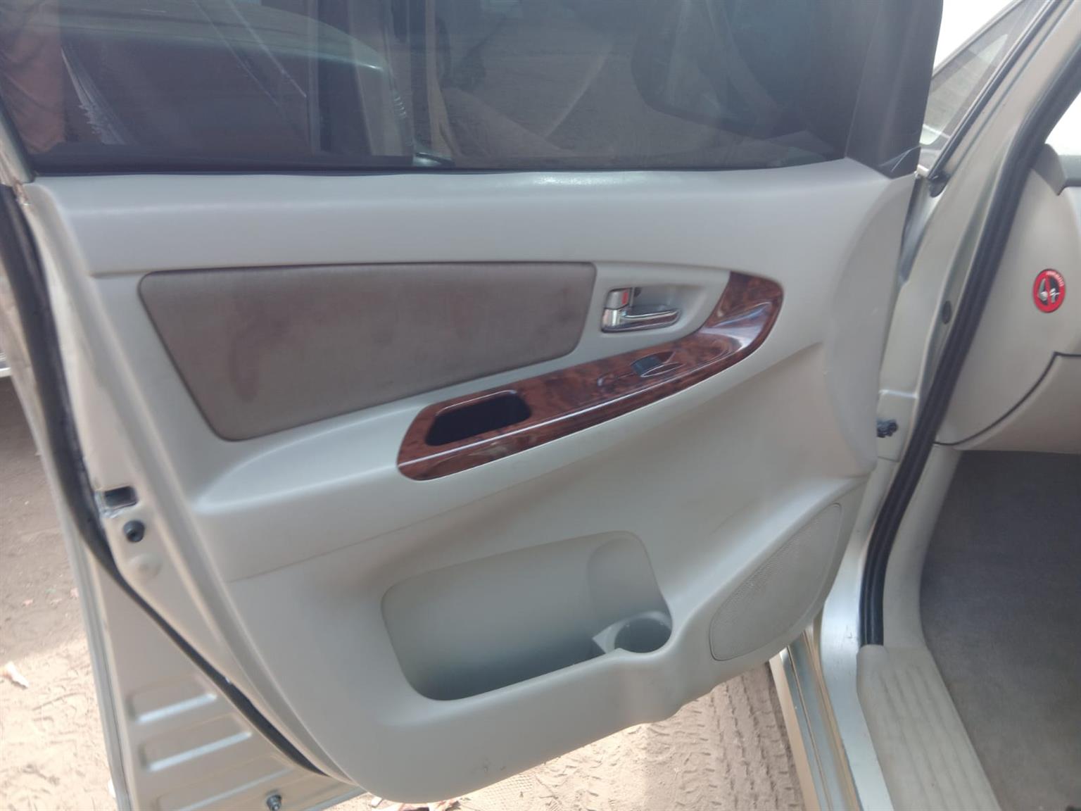 Used Toyota Innova Doors – Available Now!