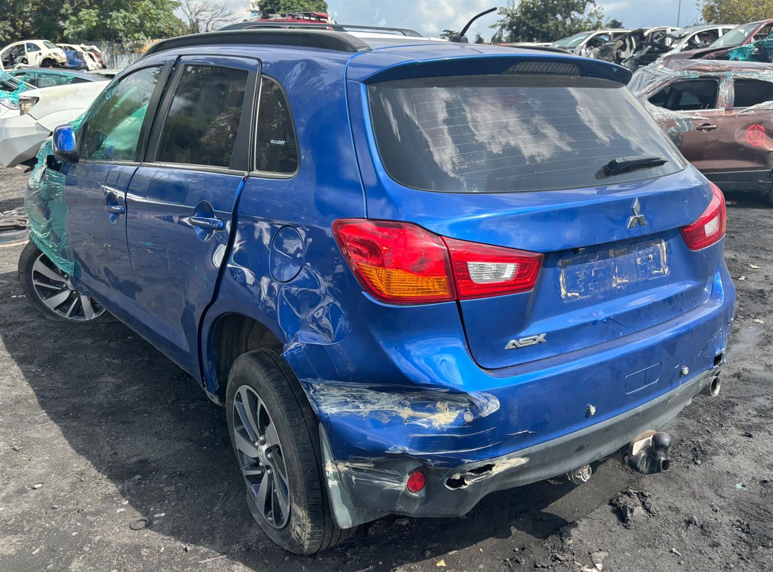 MITSUBISHI ASX 2LT 2015 #4B11 FOR STRIPPING - Private Seller MITSUBISHI ASX 2LT 2015 #4B11 FOR STRIPPING - Private Seller