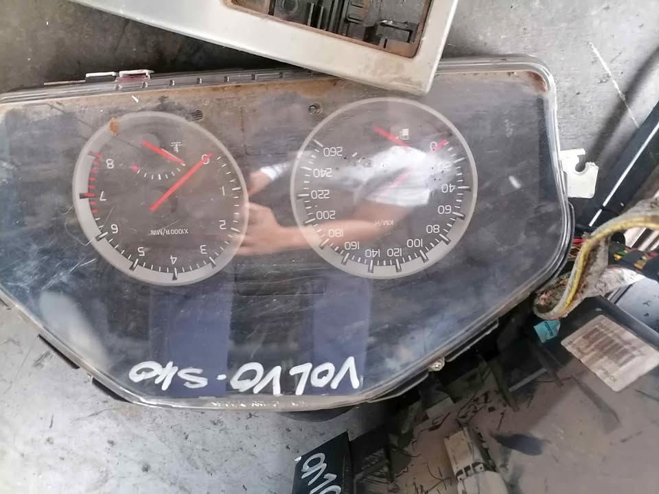 Volvo s40 Cluster