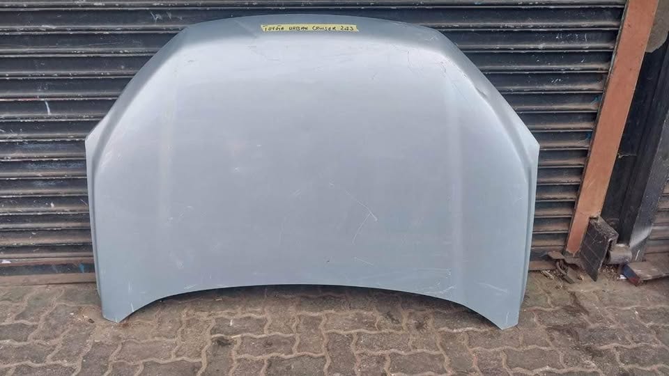 Toyota Urban Cruiser bonnet 2023 - Private Seller Toyota Urban Cruiser bonnet 2023 - Private Seller