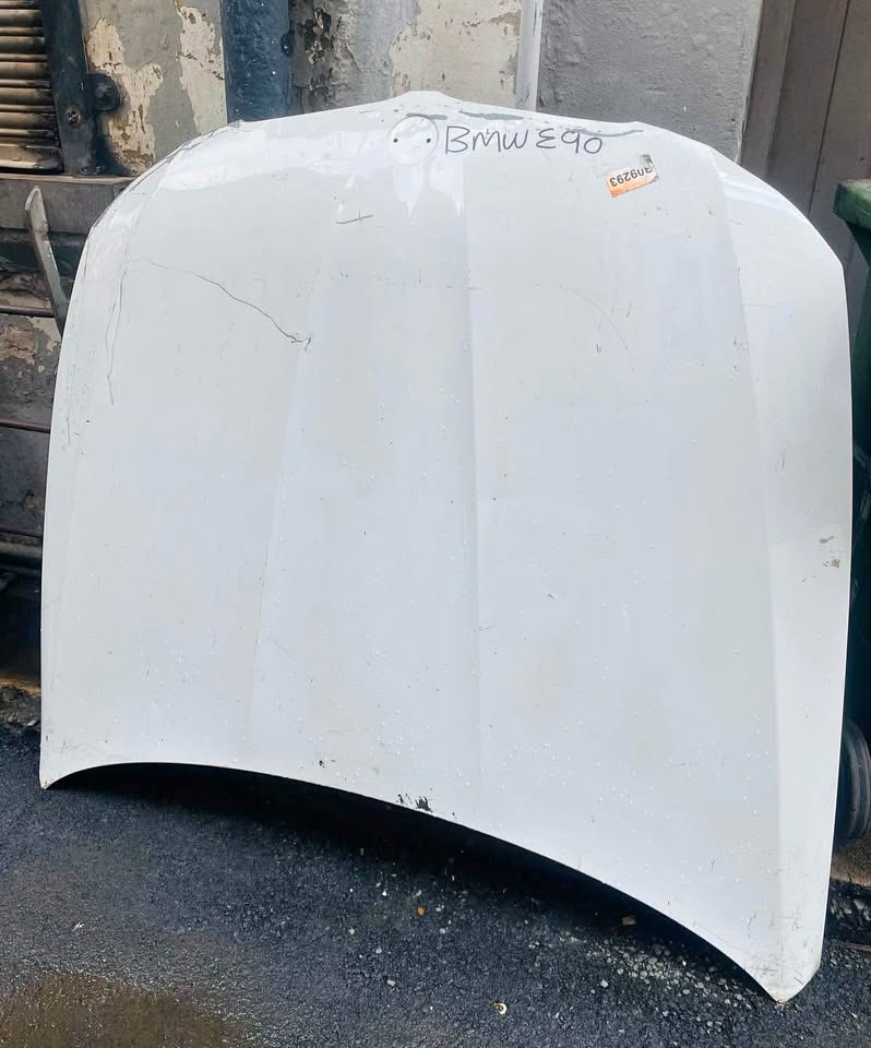 BMW E90 bonnet - Private Seller BMW E90 bonnet - Private Seller