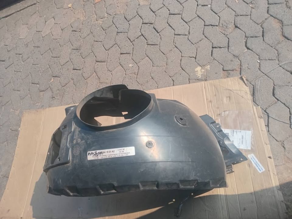 BMW X3 F25 2014 on Front Right Inner Arch Fender Liner Part No 51 71 107 995 10 - Private Seller BMW X3 F25 2014 on Front Right Inner Arch Fender Liner Part No 51 71 107 995 10 - Private Seller