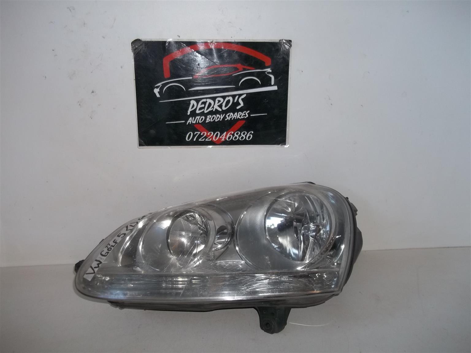 VW Golf 5 '04-'08 left replacement headlight - Private Seller VW Golf 5 '04-'08 left replacement headlight - Private Seller