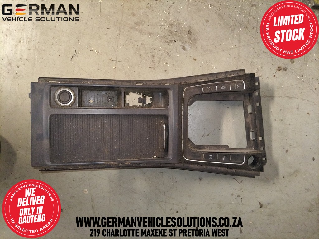 Volkswagen golf 7 centre console trim for sale - Private Seller Volkswagen golf 7 centre console trim for sale - Private Seller
