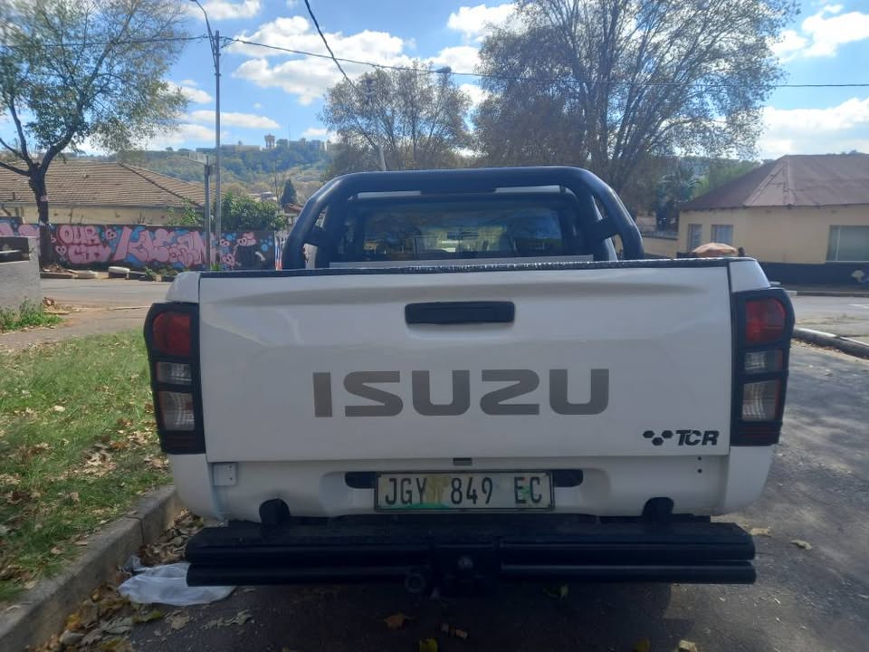 2019 ISUZU KB250 DMAX DOUBLE CAB DIESEL, MANUAL, WHITE,