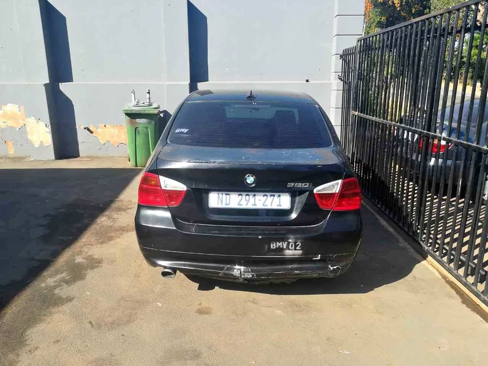 BMW 320i E90 spares for sale - Private Seller BMW 320i E90 spares for sale - Private Seller