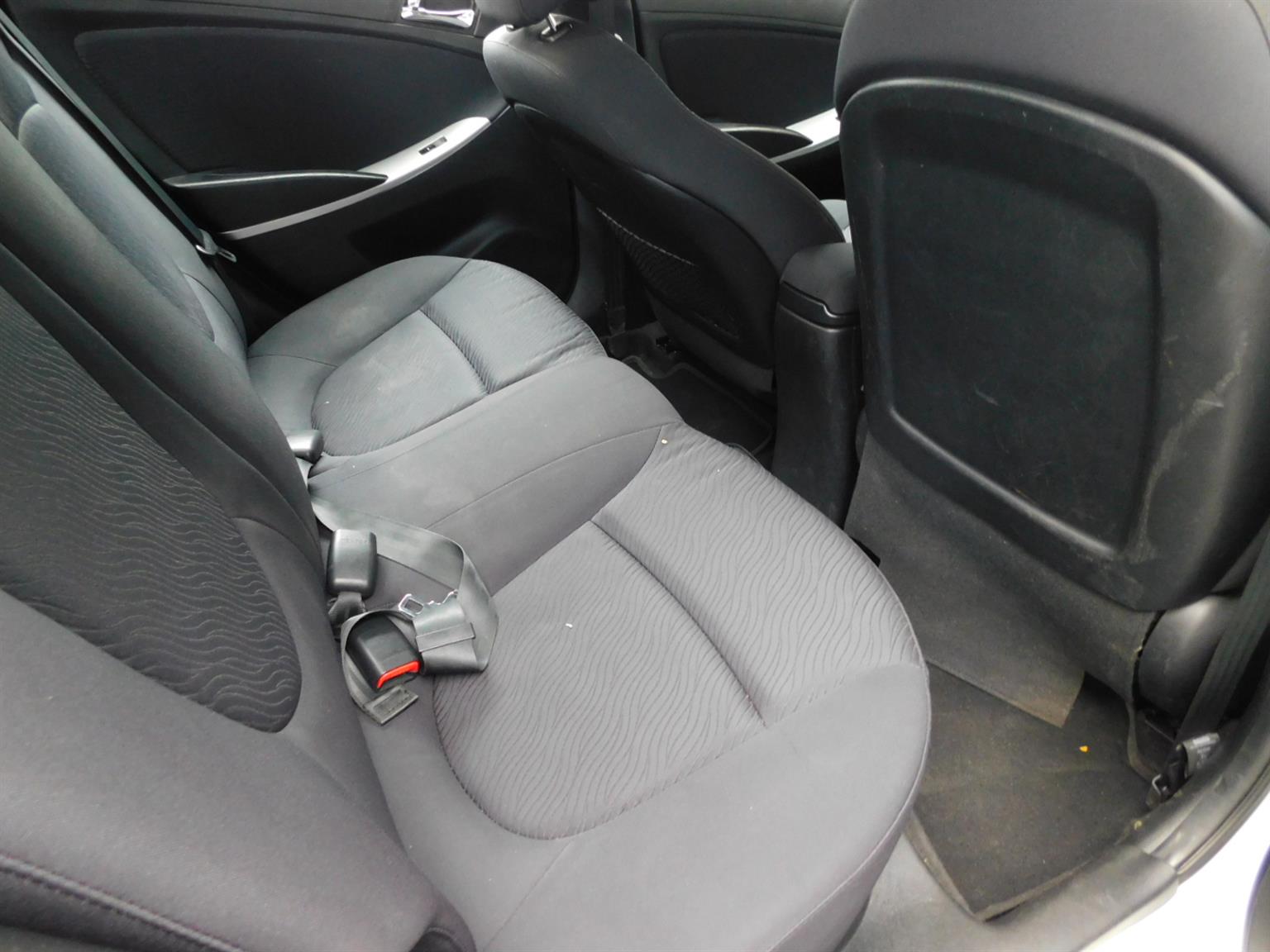 Used 2016 Hyundai Accent sedan 1.6 Motion - Private Seller Used 2016 Hyundai Accent sedan 1.6 Motion - Private Seller