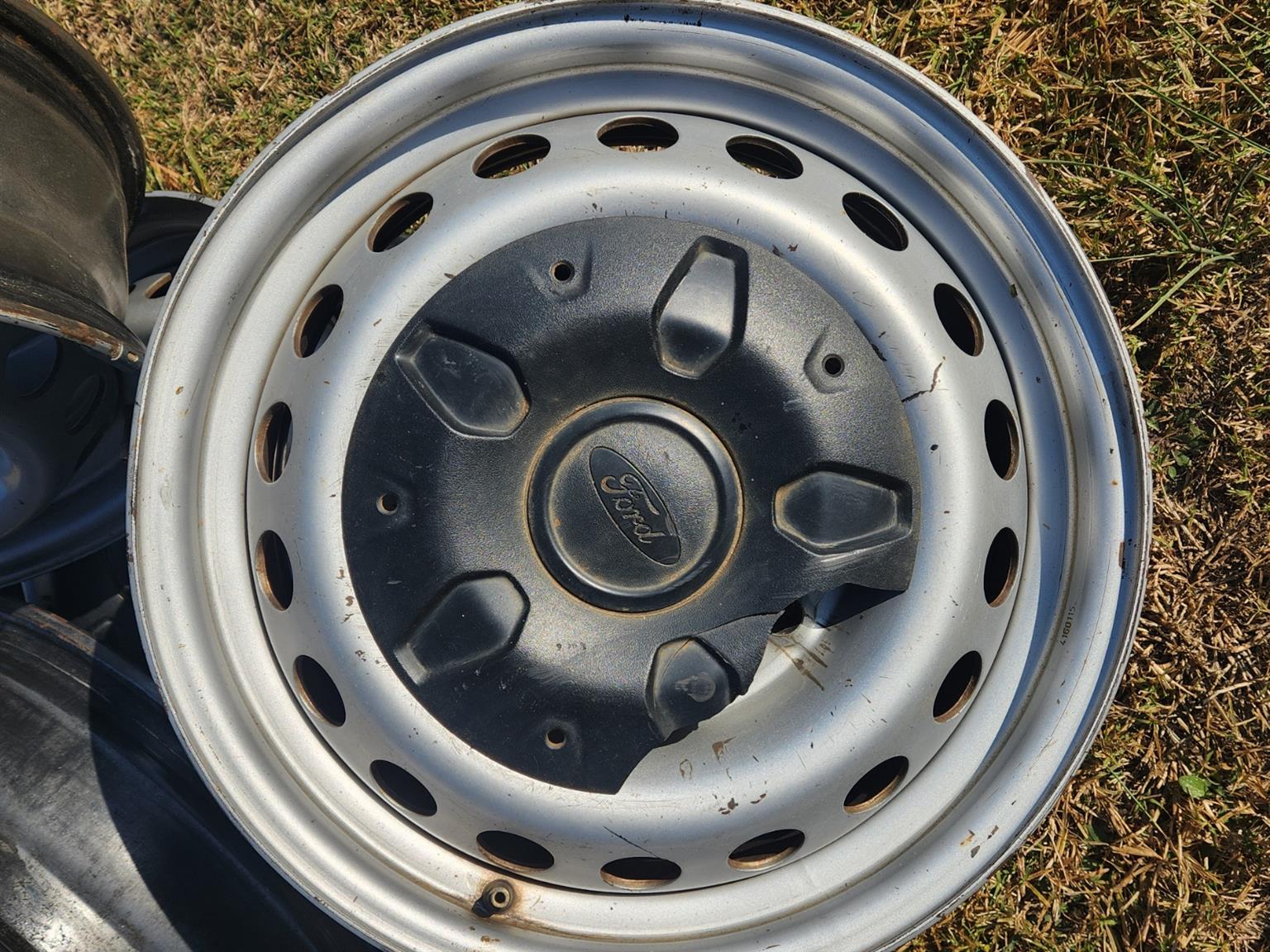 Ford Transit Custom 16" OEM Rims x4 – Singles or Full Set – Christiana - Private Seller Ford Transit Custom 16" OEM Rims x4 – Singles or Full Set – Christiana - Private Seller