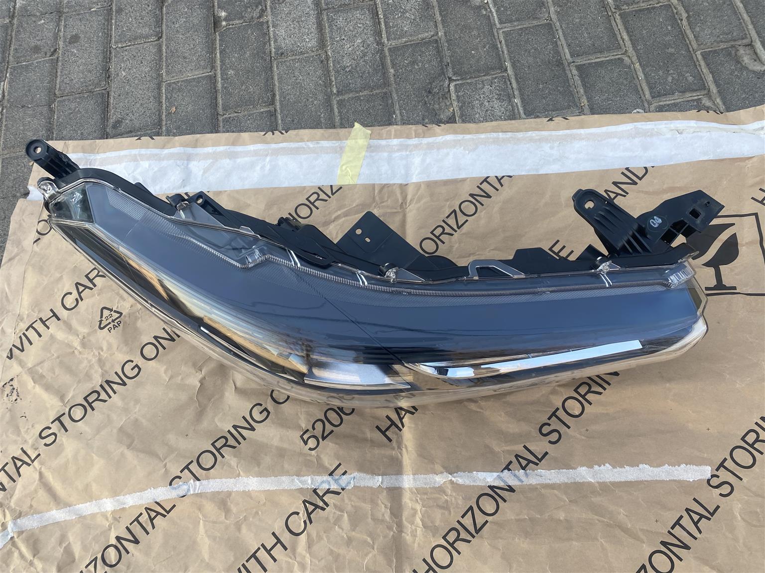 2024 TOYOTA COROLLA CROSS HALOGEN HEADLIGHT RIGHT SIDE FOR SALE