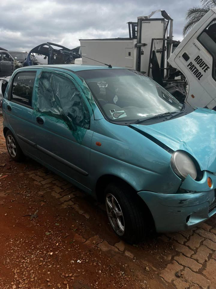 2000 CHEVROLET SPARK FOR SPARES - Private Seller