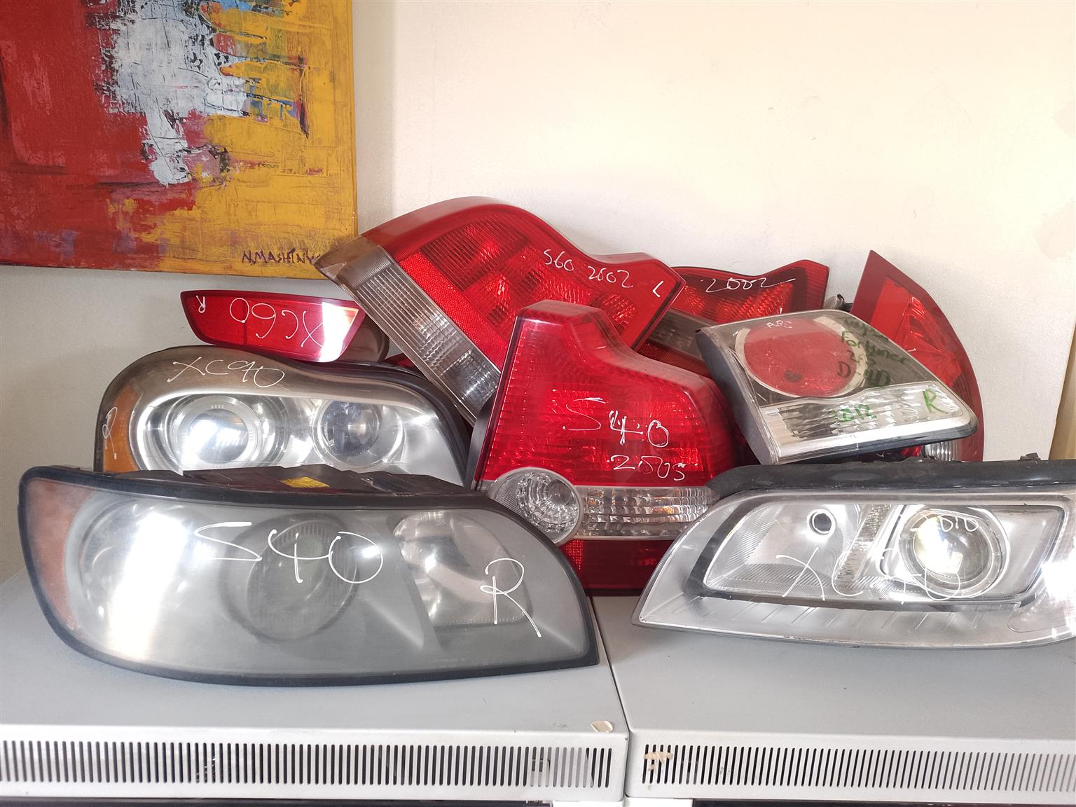 VARIETY LIGHTS OF VARIETY VOLVOS FOR SALE (DELIVERY AVAILABLE NATION WIDE) - Private Seller VARIETY LIGHTS OF VARIETY VOLVOS FOR SALE (DELIVERY AVAILABLE NATION WIDE) - Private Seller