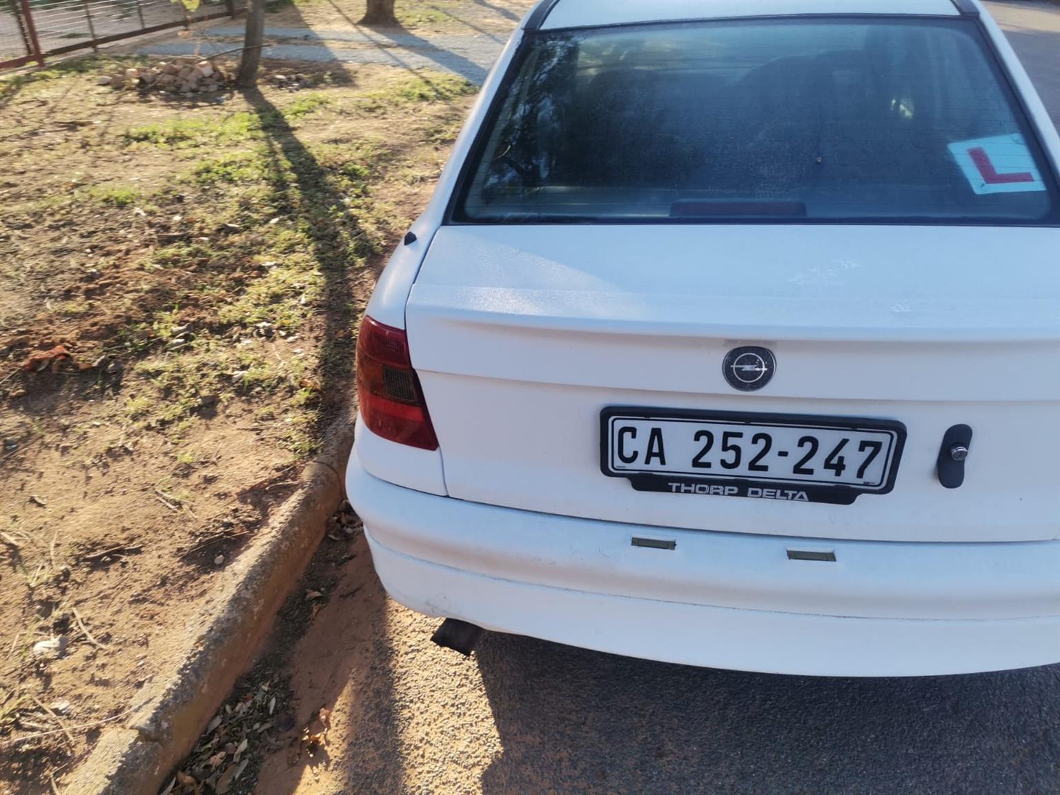 1999 opel astra 200i