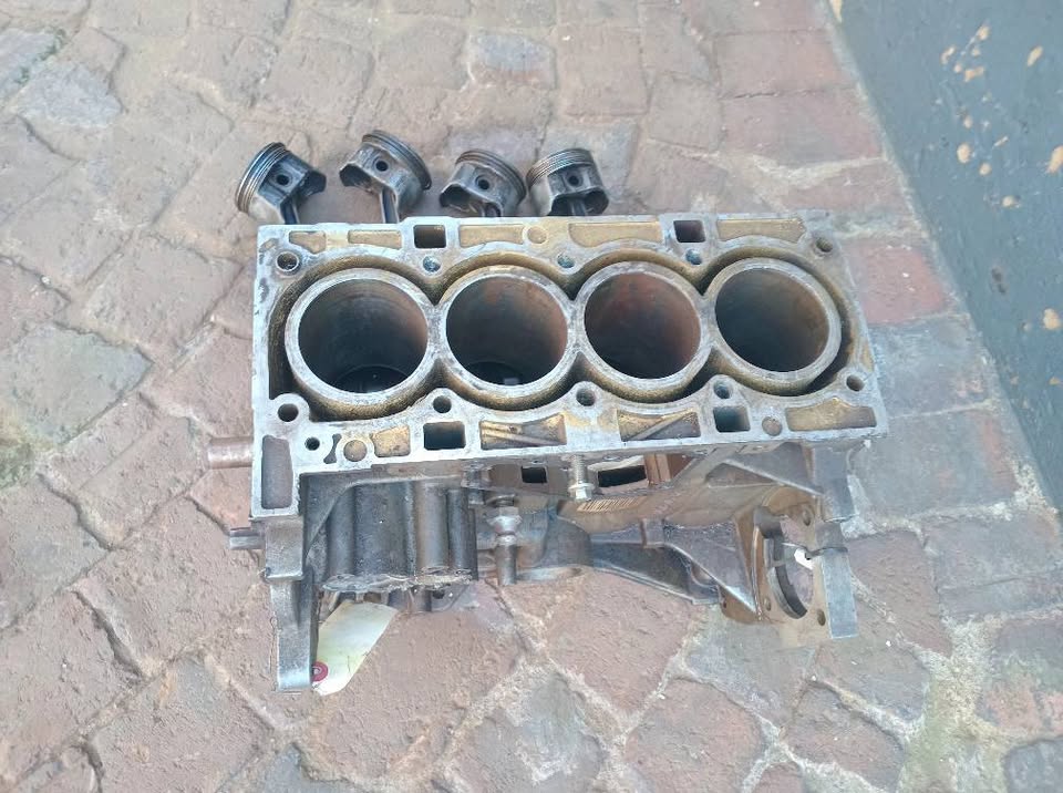 2006 to 2008 Ford fiesta 1.4i eng code SPJA block crank n pistons for sale - Private Seller 2006 to 2008 Ford fiesta 1.4i eng code SPJA block crank n pistons for sale - Private Seller