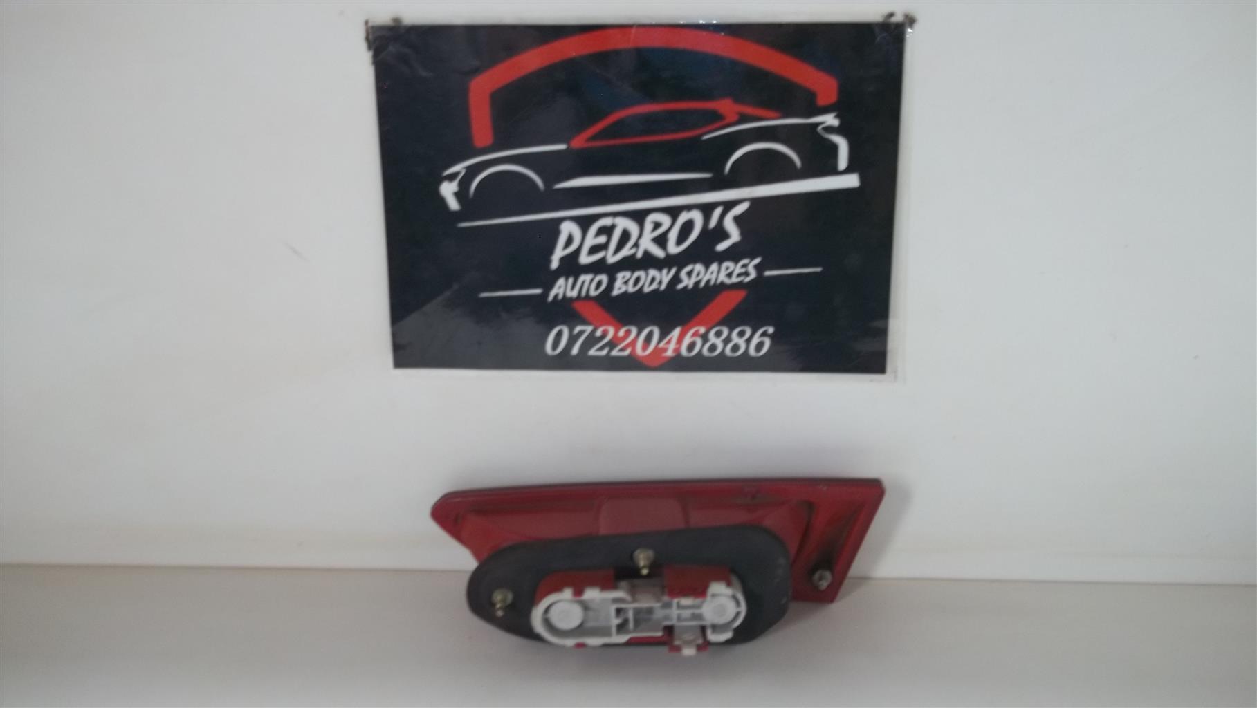 Alfa Romeo 156 (Right) tail light - Private Seller