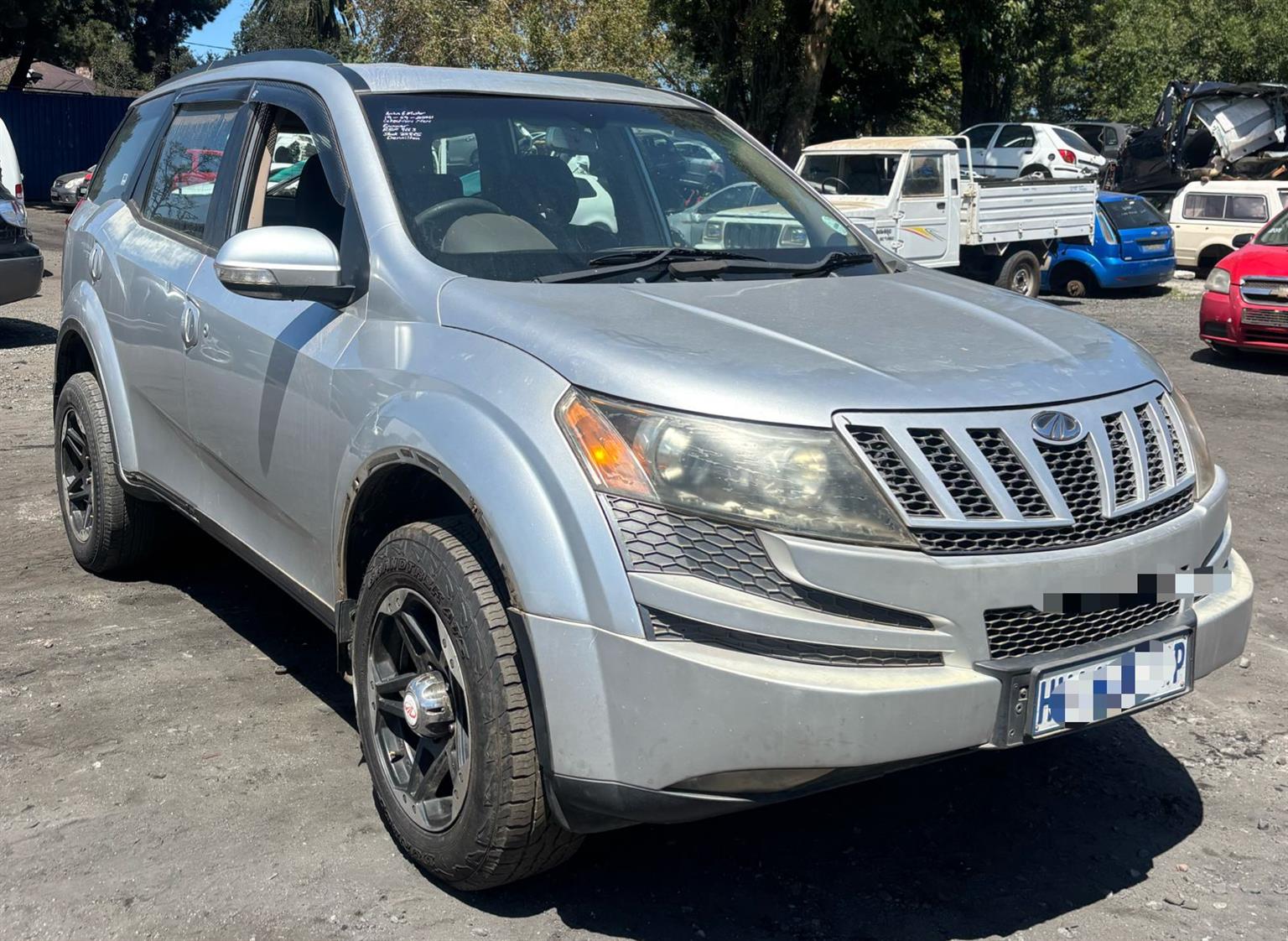 Mahindra KUV 500 W6 2015 Stripping - Private Seller Mahindra KUV 500 W6 2015 Stripping - Private Seller