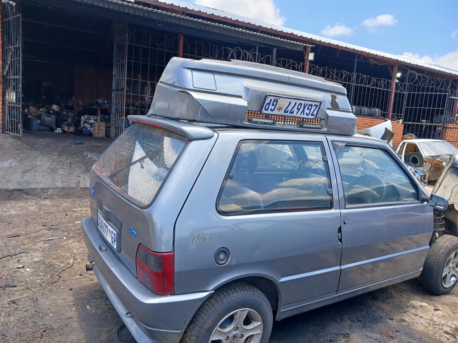 UNO 1100 BODY PARTS FOR SALE