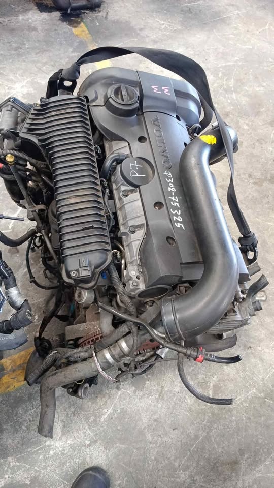 VOLVO B52 ENGINES FOR SALE - Private Seller