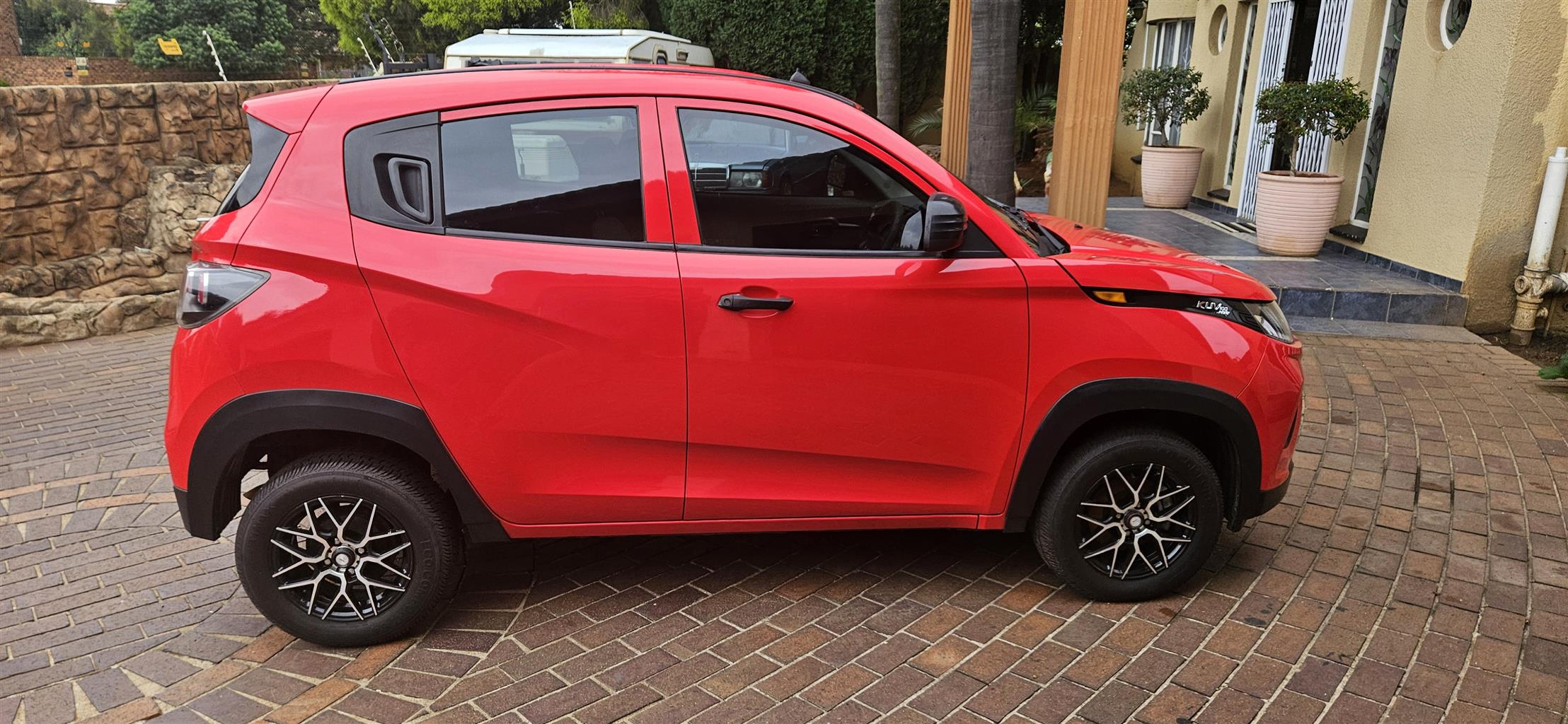 Used 2019 Mahindra KUV100 Nxt 1.2 G80 K2+ - Private Seller Used 2019 Mahindra KUV100 Nxt 1.2 G80 K2+ - Private Seller