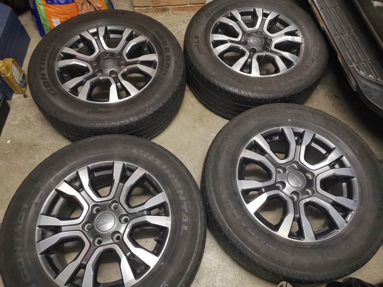 18" Ford Ranger Wildtrack mags with used 265/60/18 Continental Cross Contact set - Private Seller 18" Ford Ranger Wildtrack mags with used 265/60/18 Continental Cross Contact set - Private Seller