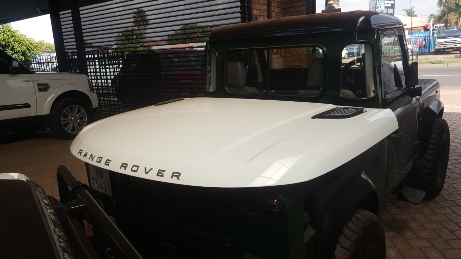 Land Rover Lumma Bonnet