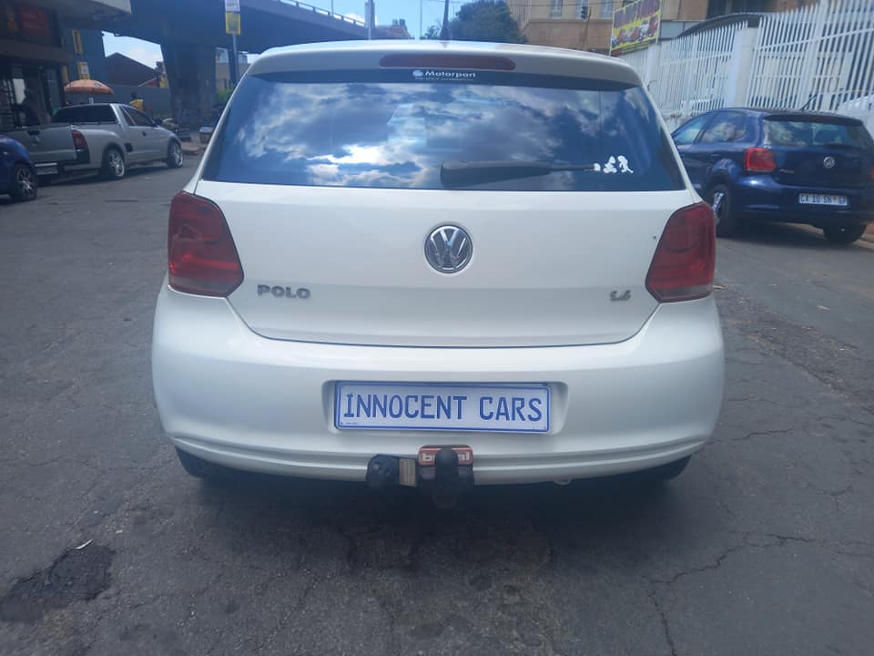 2010 VW POLO 6 1.4 PETROL, TRENDLINE MANUAL TRANSMISSION, WHITE COLOUR, 96000KM