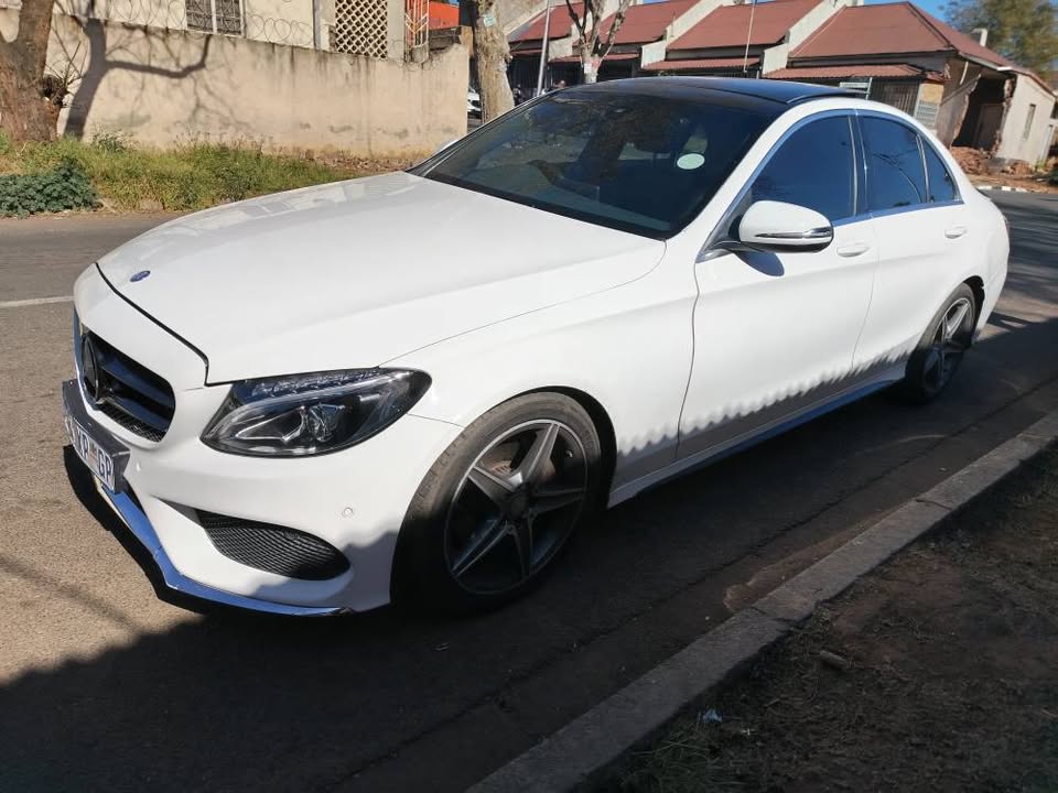 Mercedes Benz C200 AMG 2016