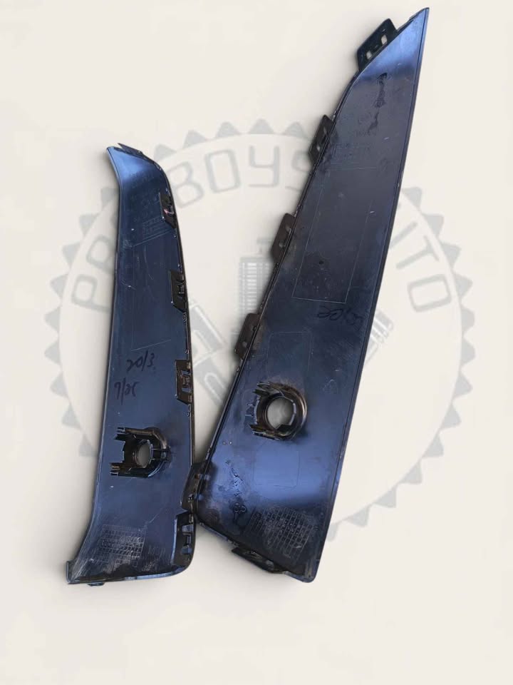 BMW X3 G45 REAR BUMPER MOULDINGS/CANARDS AVAILABLE FOR SALE IN EXCELLENT CONDITION - Private Seller BMW X3 G45 REAR BUMPER MOULDINGS/CANARDS AVAILABLE FOR SALE IN EXCELLENT CONDITION - Private Seller