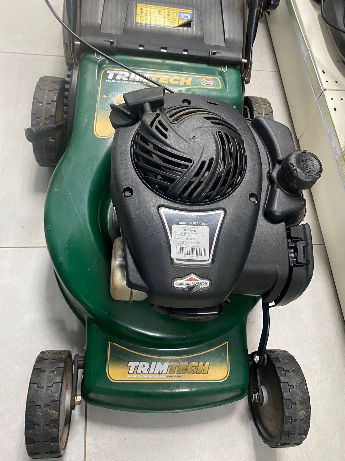 Trimtech Garden Lawnmower 38L 2200W Junk Mail