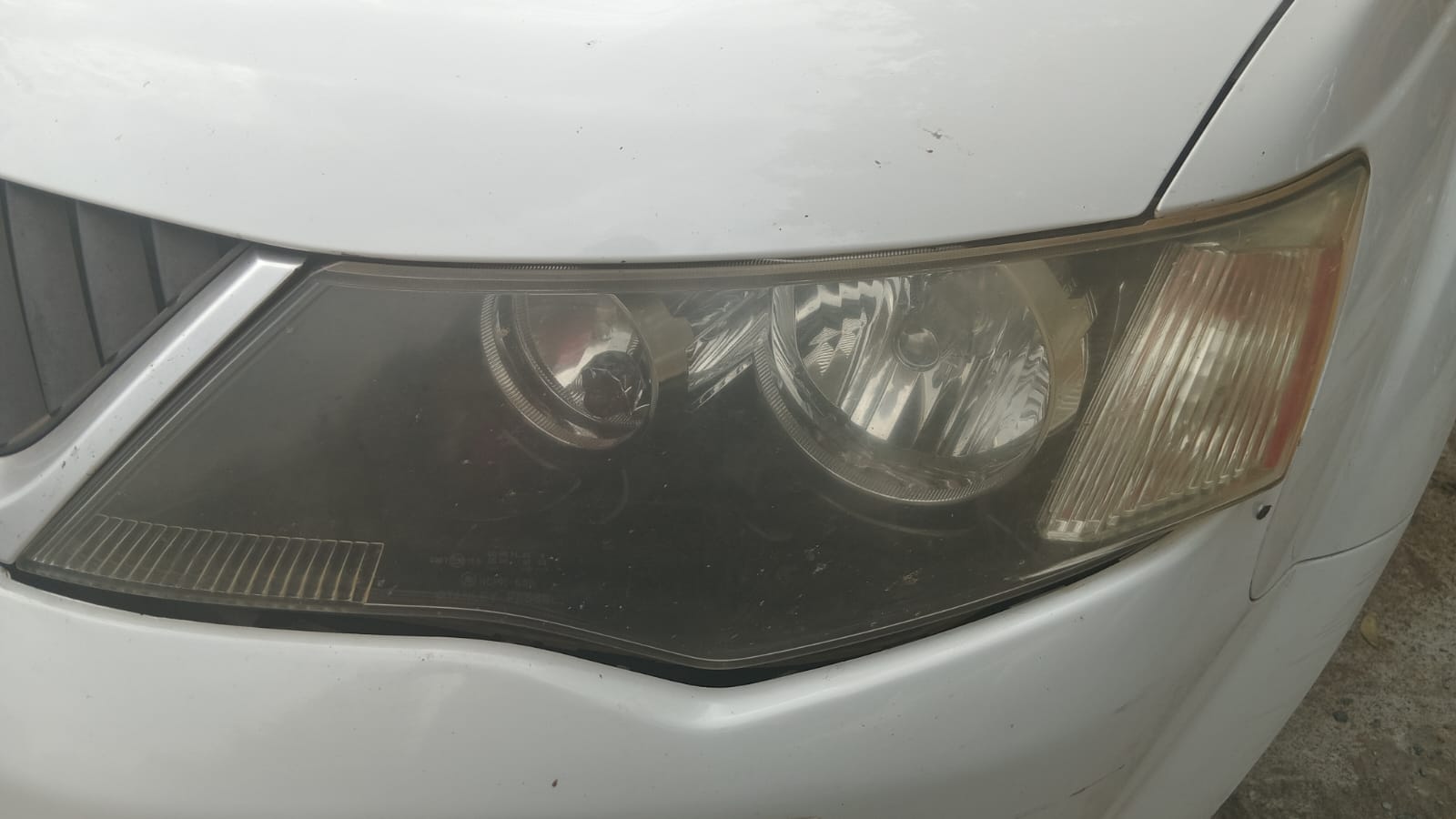 USED MITSUBISHI OUTLANDER HEADLIGHT 2008 MODEL - Private Seller USED MITSUBISHI OUTLANDER HEADLIGHT 2008 MODEL - Private Seller
