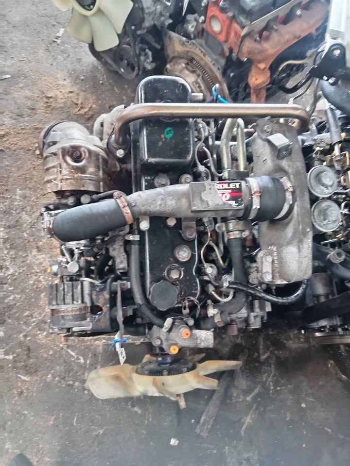 ISUZU ENGINES FOR SALE - Private Seller ISUZU ENGINES FOR SALE - Private Seller