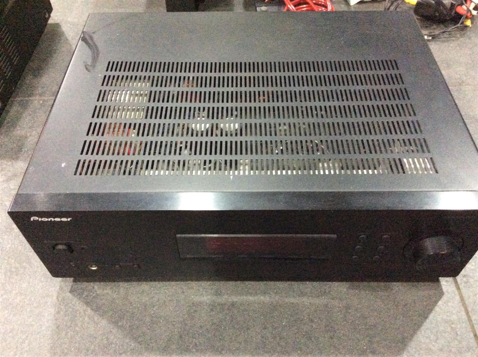 Pioneer Receiver (Black) – (Negotiable)