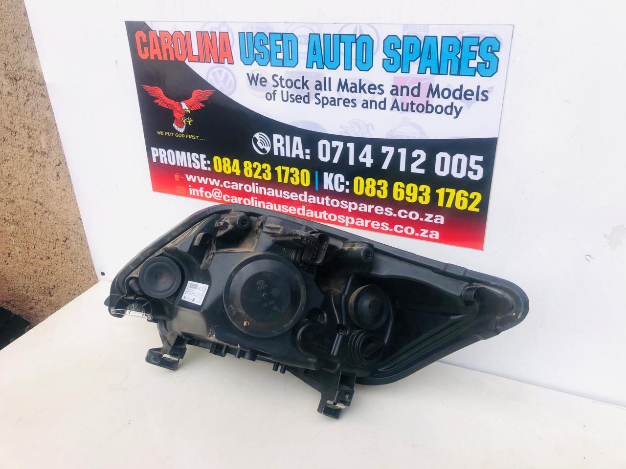 Ford Kuga right side headlight | Junk Mail