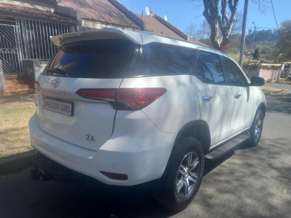 2022 TOYOTA FORTUNER 2.4GD6 ENGINE DIESEL, AUTOMATIC 4X4, MILEAGE 39000KMS, WHITE COLOR