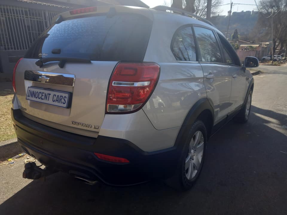 2014 CHEVROLET CAPTIVA 2.4 ENGINE PETROL, AUTOMATIC, MILEAGE SILVER COLOR