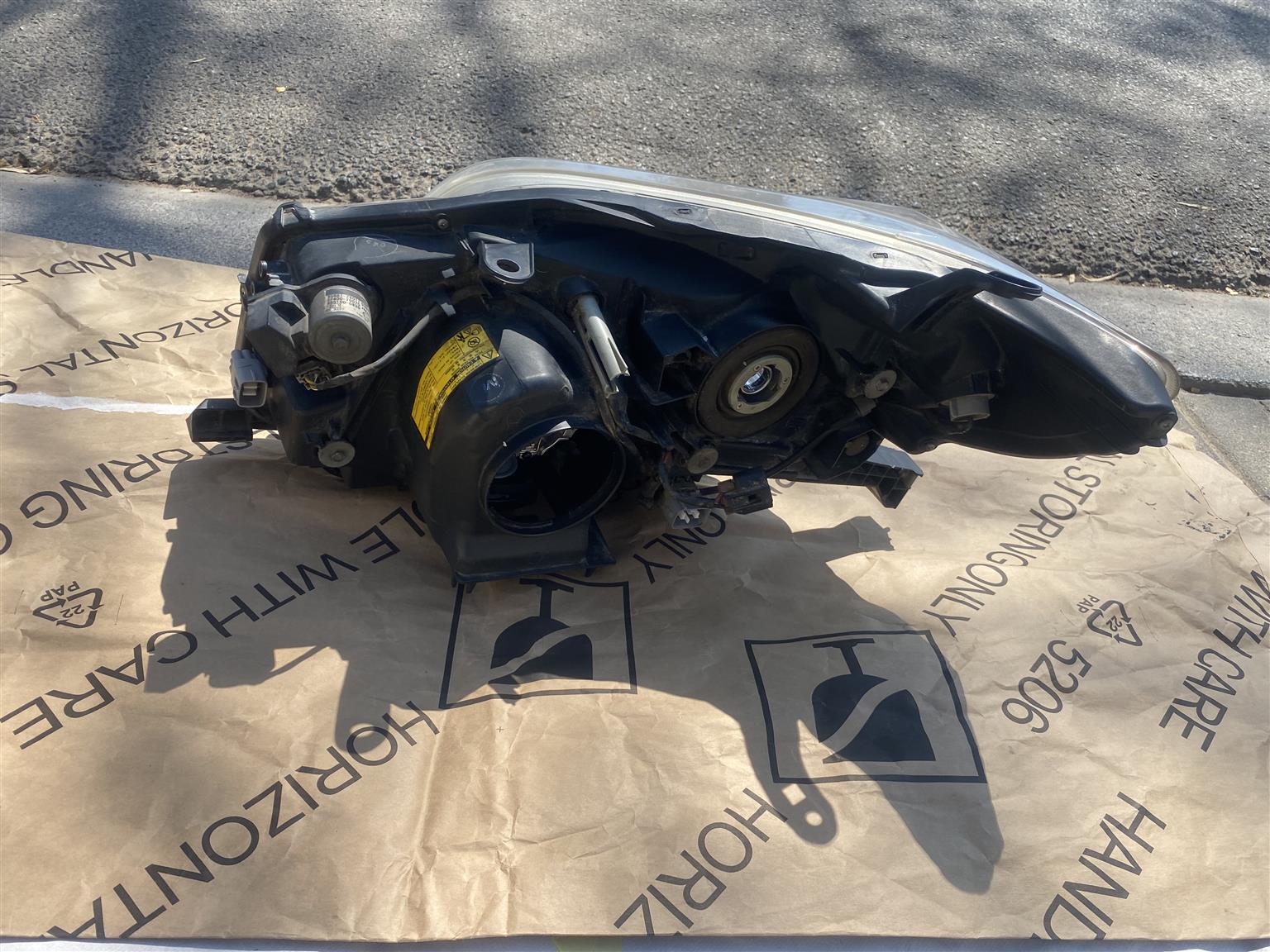 2014 TOYOTA LAND CRUISER PRADO HEADLIGHT RIGHT SIDE FOR SALE