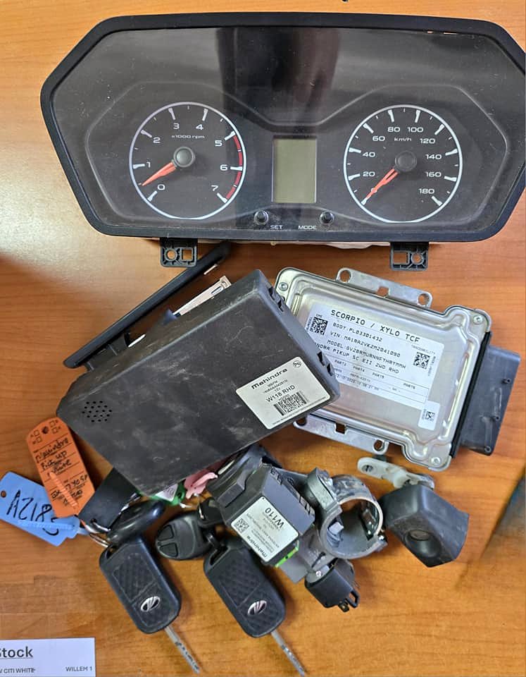 Mahindra Scorpio 2.2 S4 Complete lockset Good Condition - Private Seller Mahindra Scorpio 2.2 S4 Complete lockset Good Condition - Private Seller