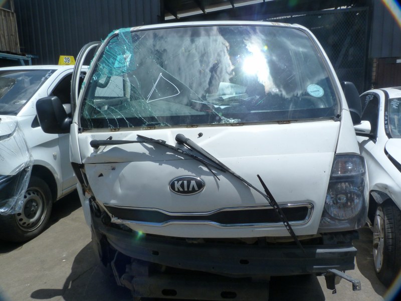 Kia K2700 1.3 Ton 2.7D Workhorse Manual White - 2013 STRIPPING FOR SPARES - Private Seller Kia K2700 1.3 Ton 2.7D Workhorse Manual White - 2013 STRIPPING FOR SPARES - Private Seller