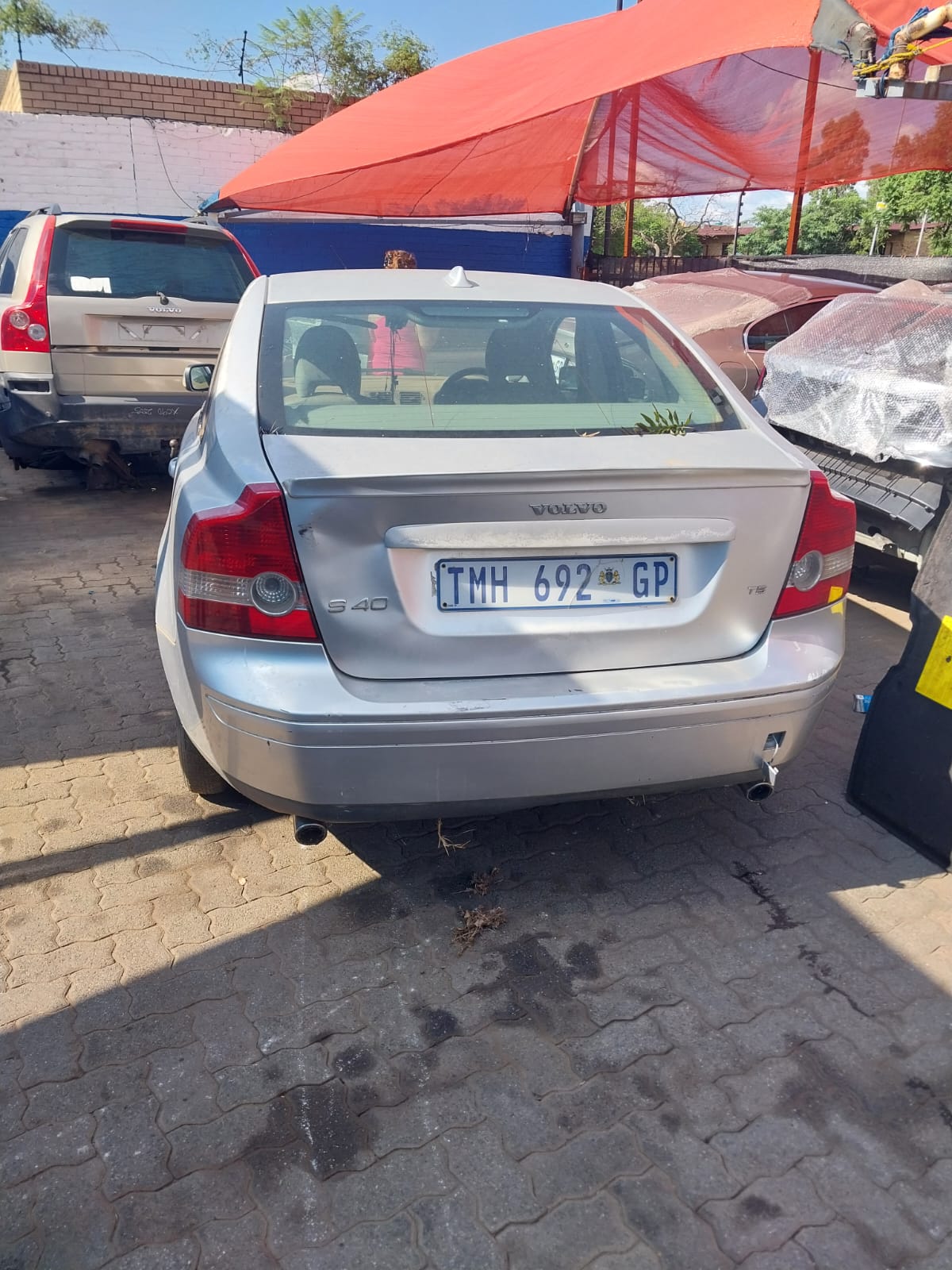 Volvo S40 T5 2006 stripping for spares - Private Seller