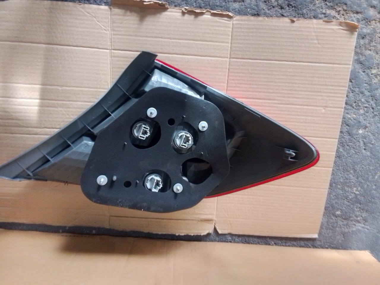 (2012-2018) HONDA CIVIC LHS REAR TAILIGHT - Private Seller (2012-2018) HONDA CIVIC LHS REAR TAILIGHT - Private Seller