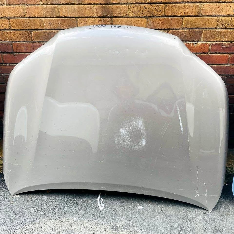 Toyota Hilux GD6 bonnet - Private Seller Toyota Hilux GD6 bonnet - Private Seller
