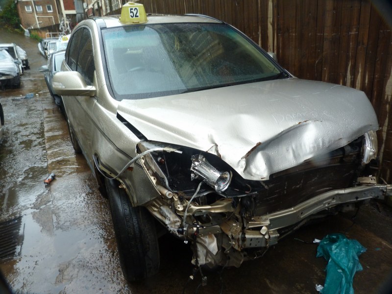 Honda CR-V 2.0 RVSi AT Gold - 2007 STRIPPING FOR SPARES - Private Seller Honda CR-V 2.0 RVSi AT Gold - 2007 STRIPPING FOR SPARES - Private Seller