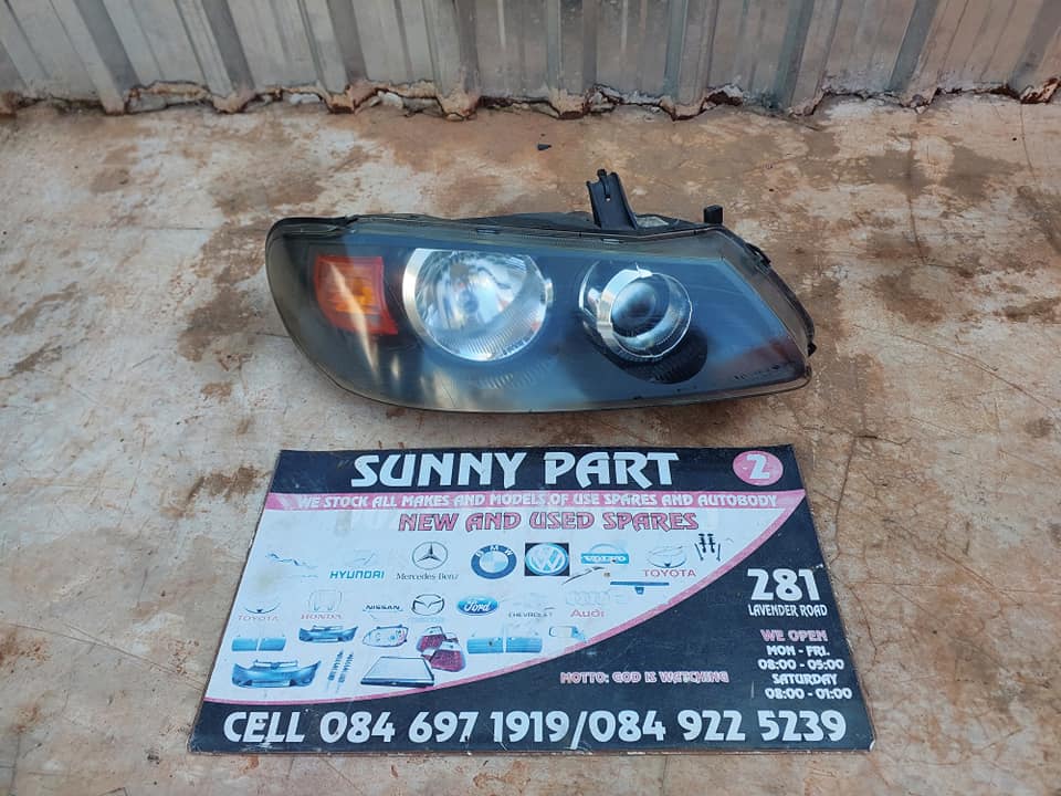 Nissan Almera Headlight - Private Seller Nissan Almera Headlight - Private Seller