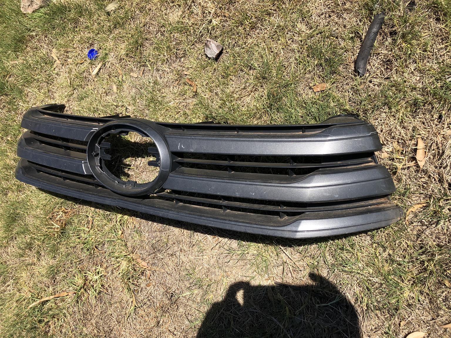 Toyota Hilux GD6 front Grill - Private Seller