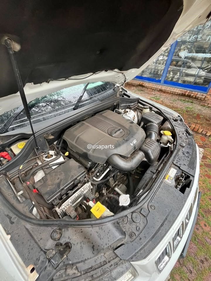 Now Stripping For Engine Spares - 2014 Jeep Grand Cherokee 3.6 WK2 Automatic Petrol - Private Seller Now Stripping For Engine Spares - 2014 Jeep Grand Cherokee 3.6 WK2 Automatic Petrol - Private Seller