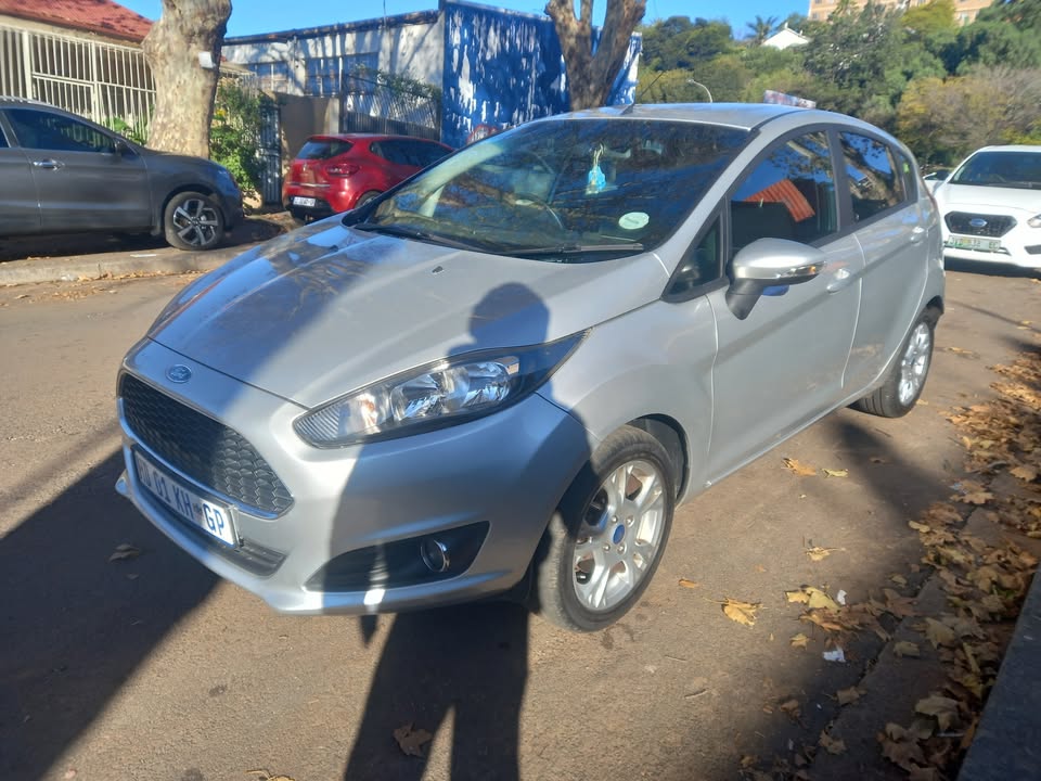 2017 Ford Fiesta Ecoboost 1.0 Petrol, Automatic, Silver, 70000Kms