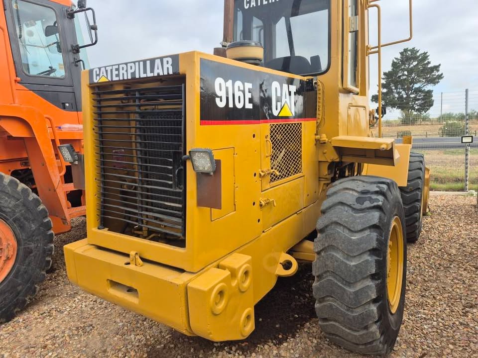 Cat 916E FEL | Junk Mail Marketplace