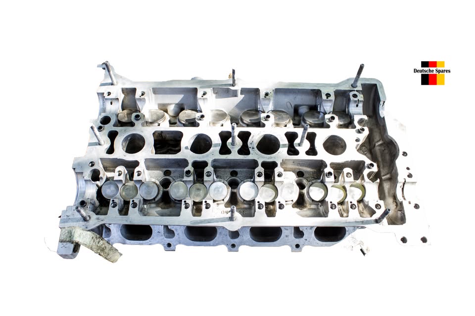 AUDI A4 S4 B5 8D ENGINE HEAD 06A103373 06A103373P - Private Seller AUDI A4 S4 B5 8D ENGINE HEAD 06A103373 06A103373P - Private Seller